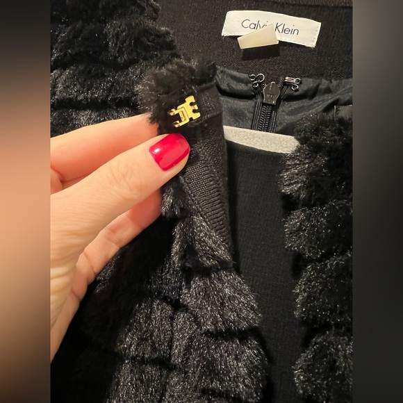 Elegant cocktail faux furry style jacket - Picture 5 of 9